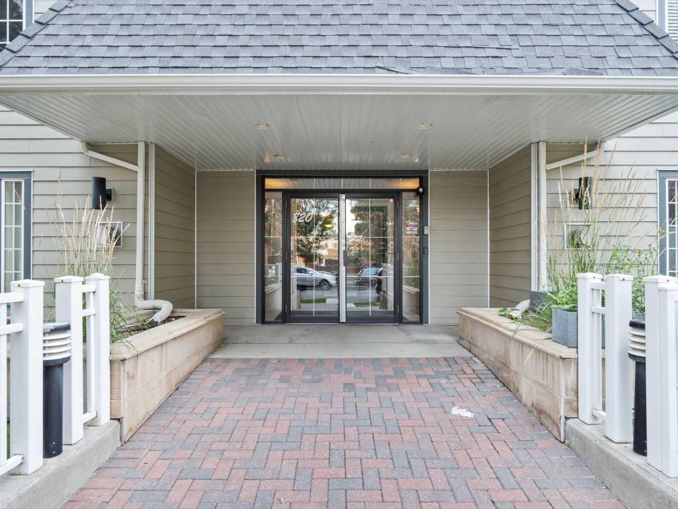 820 15 Avenue SW #105