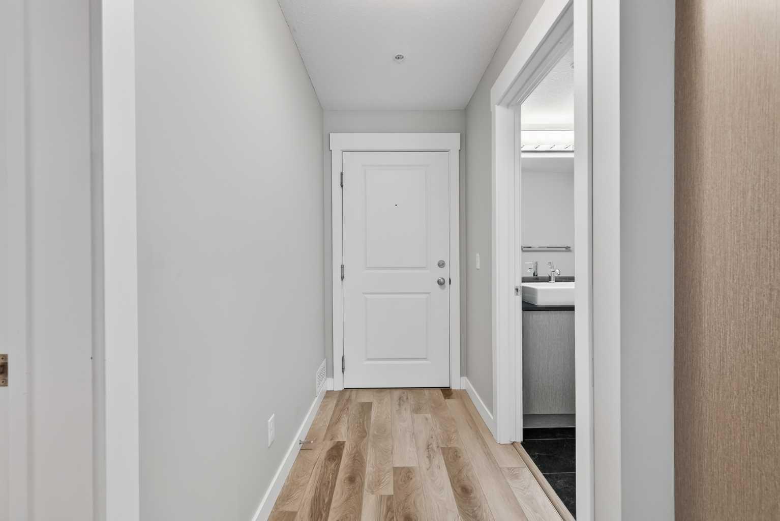 11 Mahogany Row SE 2308