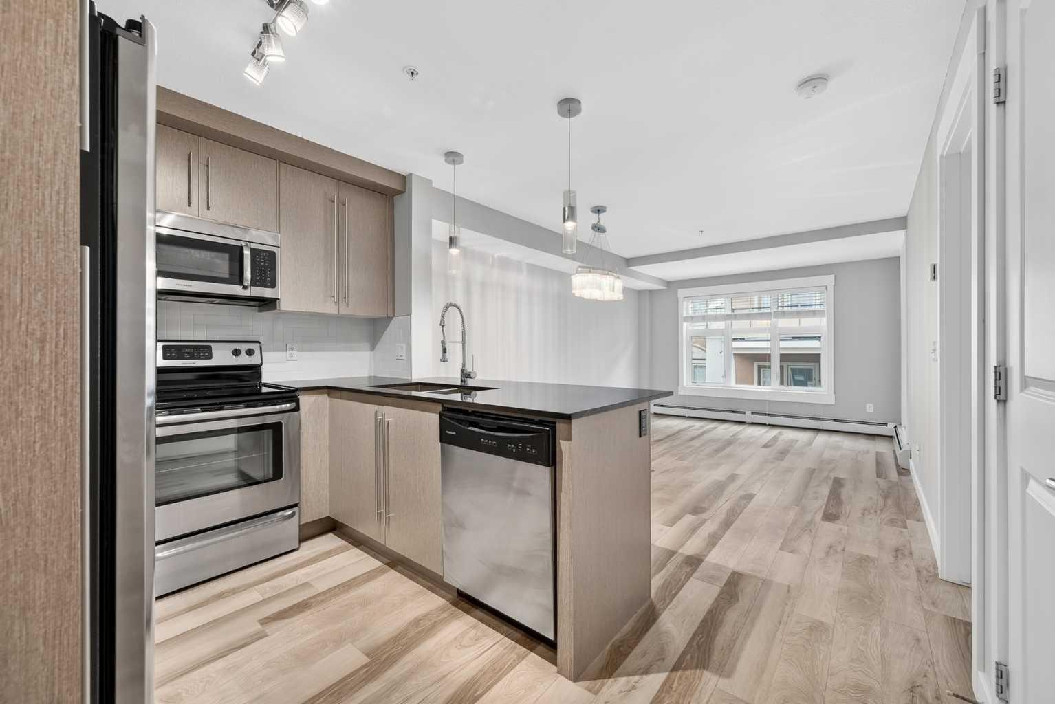 11 Mahogany Row SE 2308