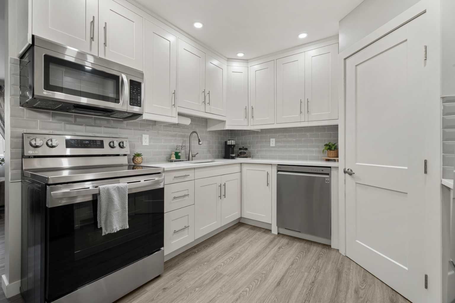 3809 45 Street SW 63