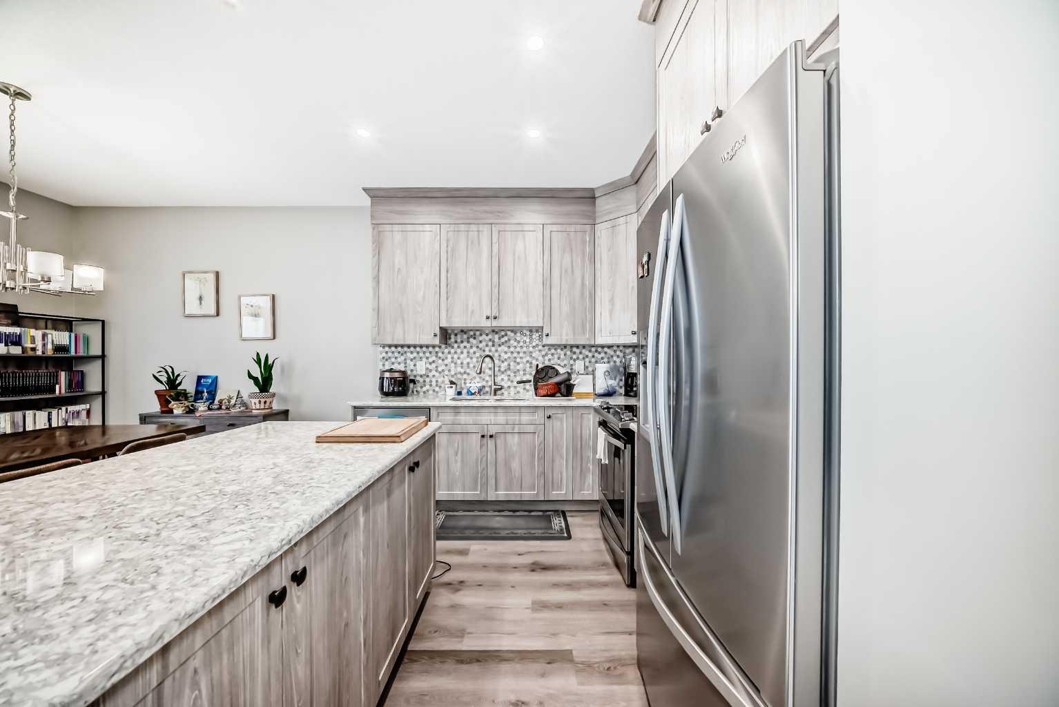 43 Carrington Crescent NW