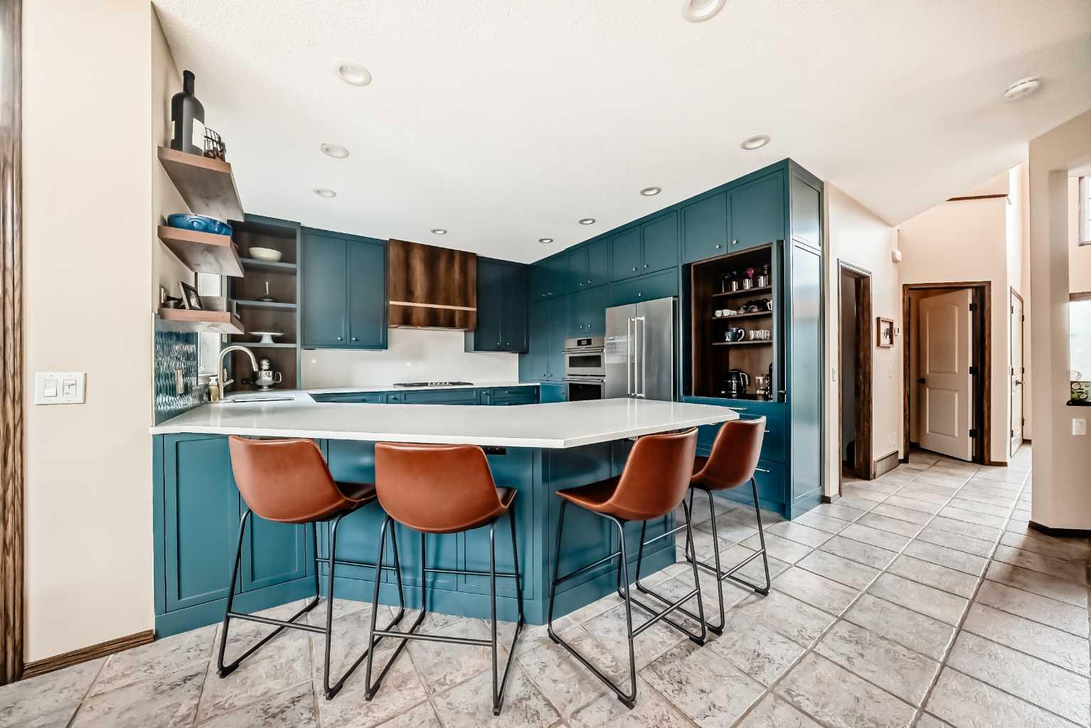 1416 Strathcona Drive SW