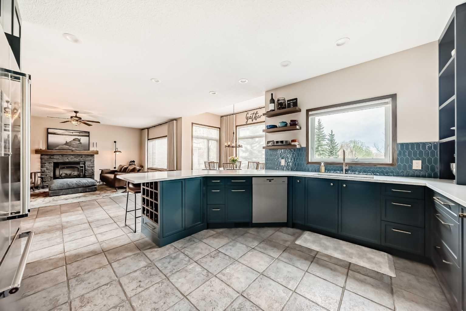 1416 Strathcona Drive SW