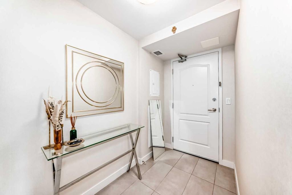 Photo of 303 13 Avenue SW #1410, Calgary, AB T2R 0Y9 (MLS # A2285694)
