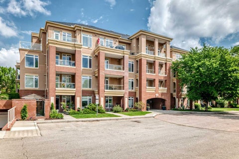 Photo of 4 Hemlock Crescent SW #103, Calgary, AB T3C 2Z1 (MLS # A2326429)