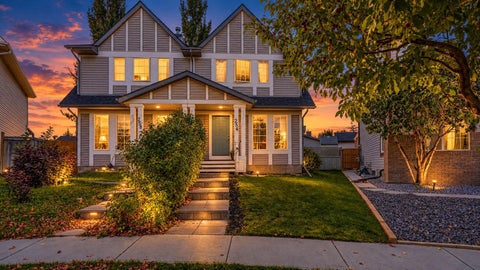 Photo of 254 Elgin View SE, Calgary, AB T2Z 4N6 (MLS # A2349777)