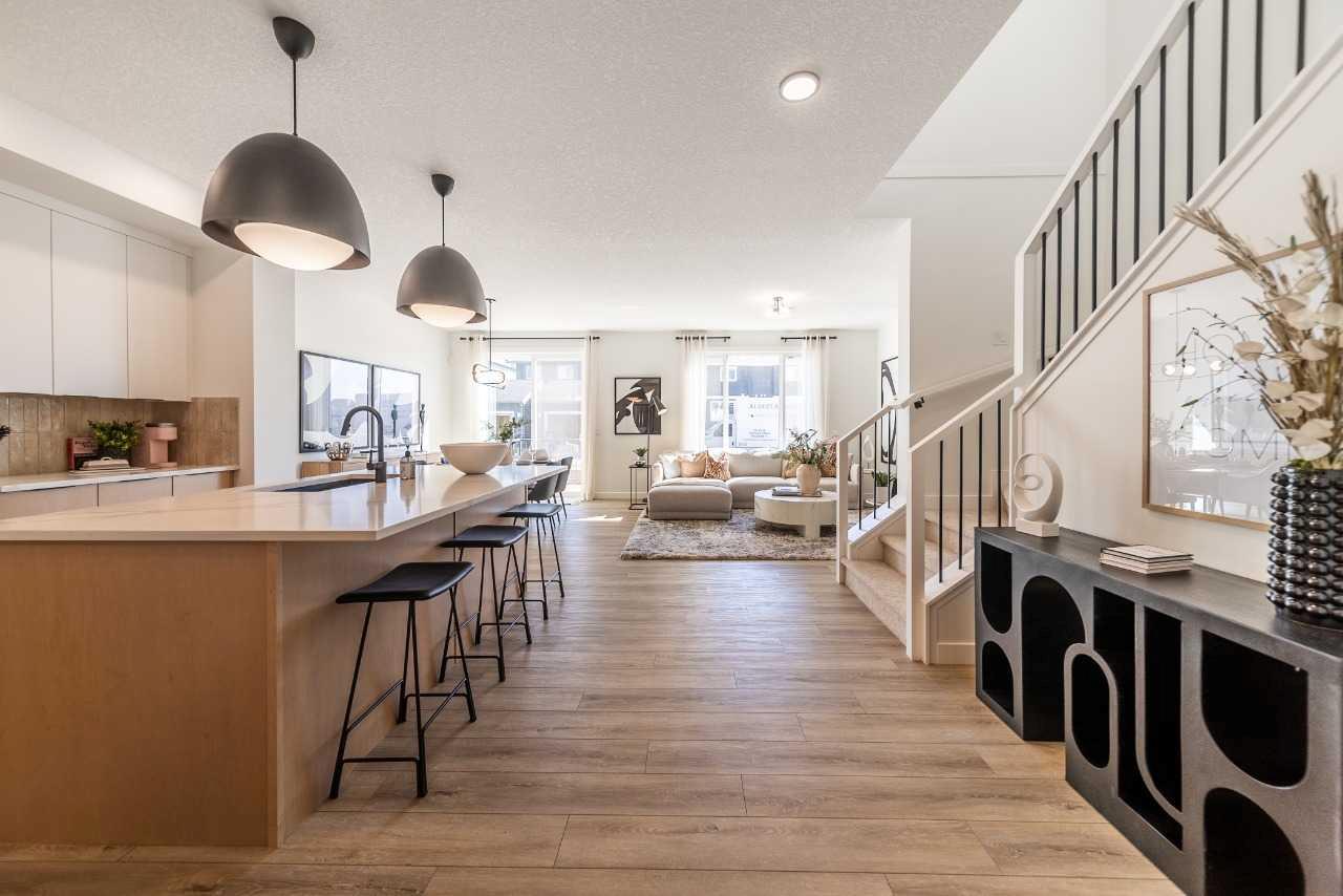 190 Northern Lights Crescent