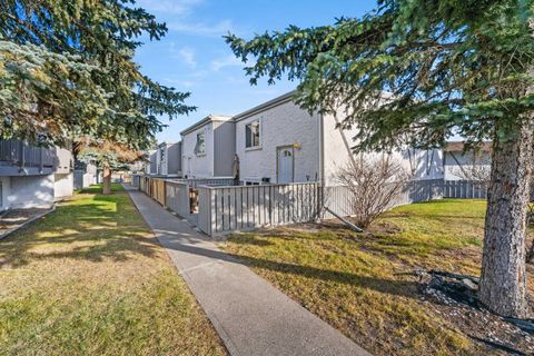 Photo of 455 Huntsville Crescent NW #1, Calgary, AB T2K 4W3 (MLS # A2315495)