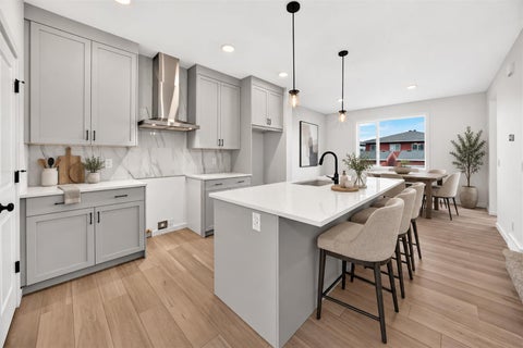 Photo of 84 Creekside Rise SW, Calgary, AB T2X 6G8 (MLS # A2353868)