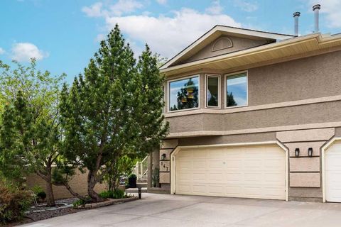 Photo of 147 Silver Creek Mews NW, Calgary, AB T3B 5L2 (MLS # A2315333)
