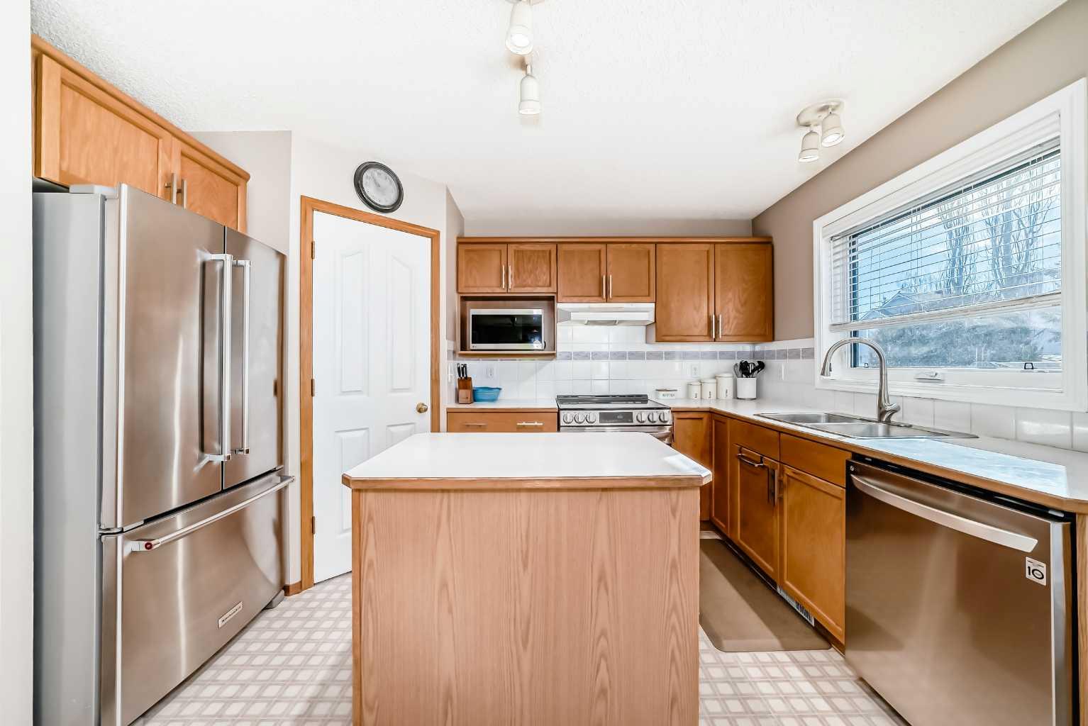 129 Somerset Drive SW