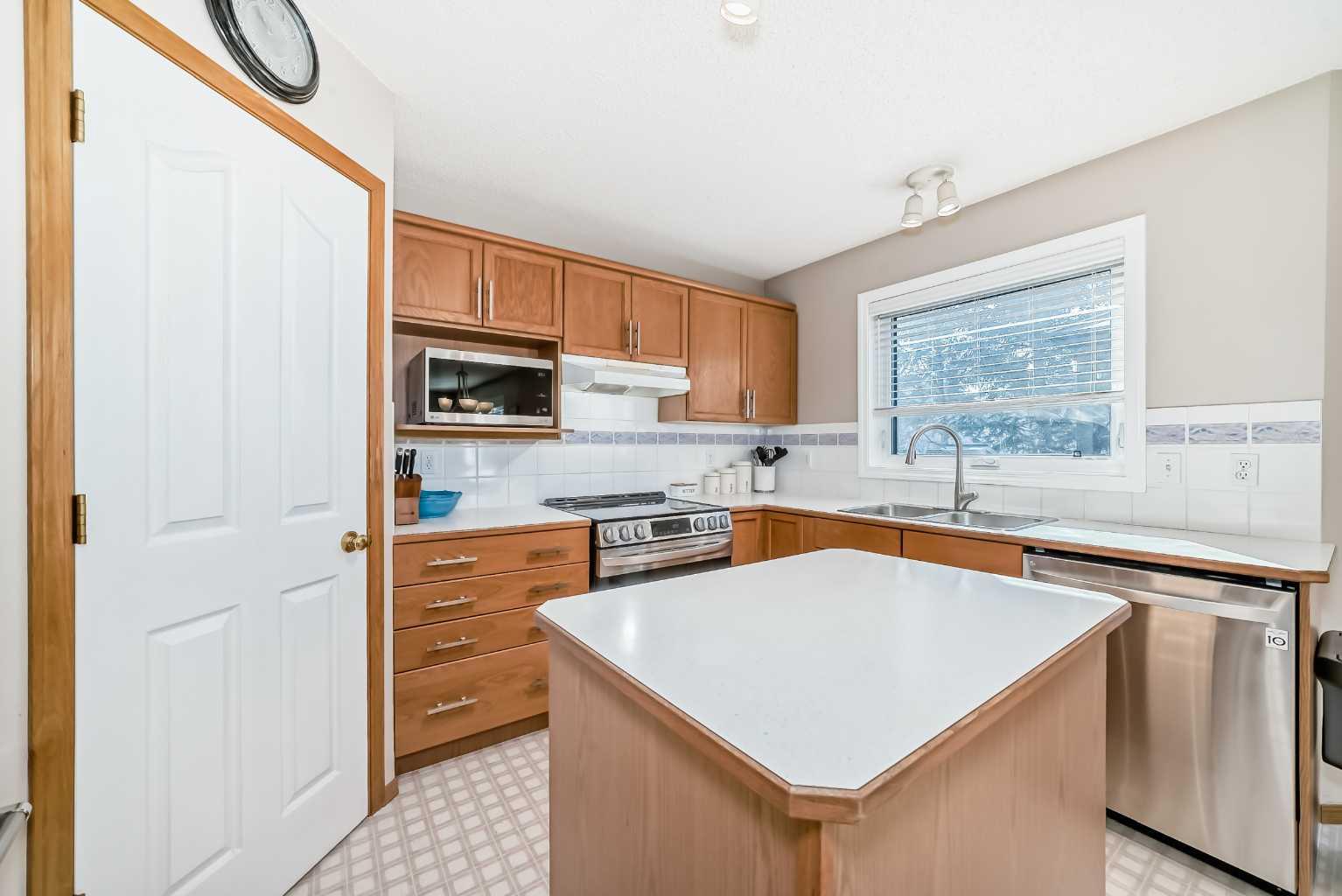 129 Somerset Drive SW