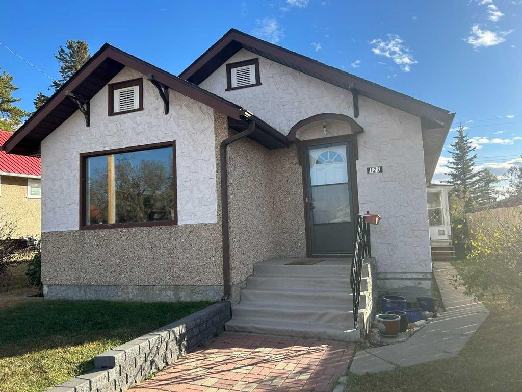 Photo of 123 Centre Street, Torrington, AB T0M 2B0 (MLS # A2266300)