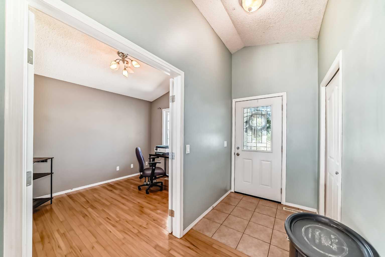 18 Wyndham Park View