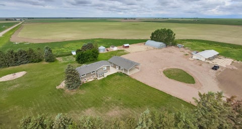 Photo of 112004 Range Road 105, Rural Forty Mile No. 8, County of, AB T0K 0G0 (MLS # A2322301)
