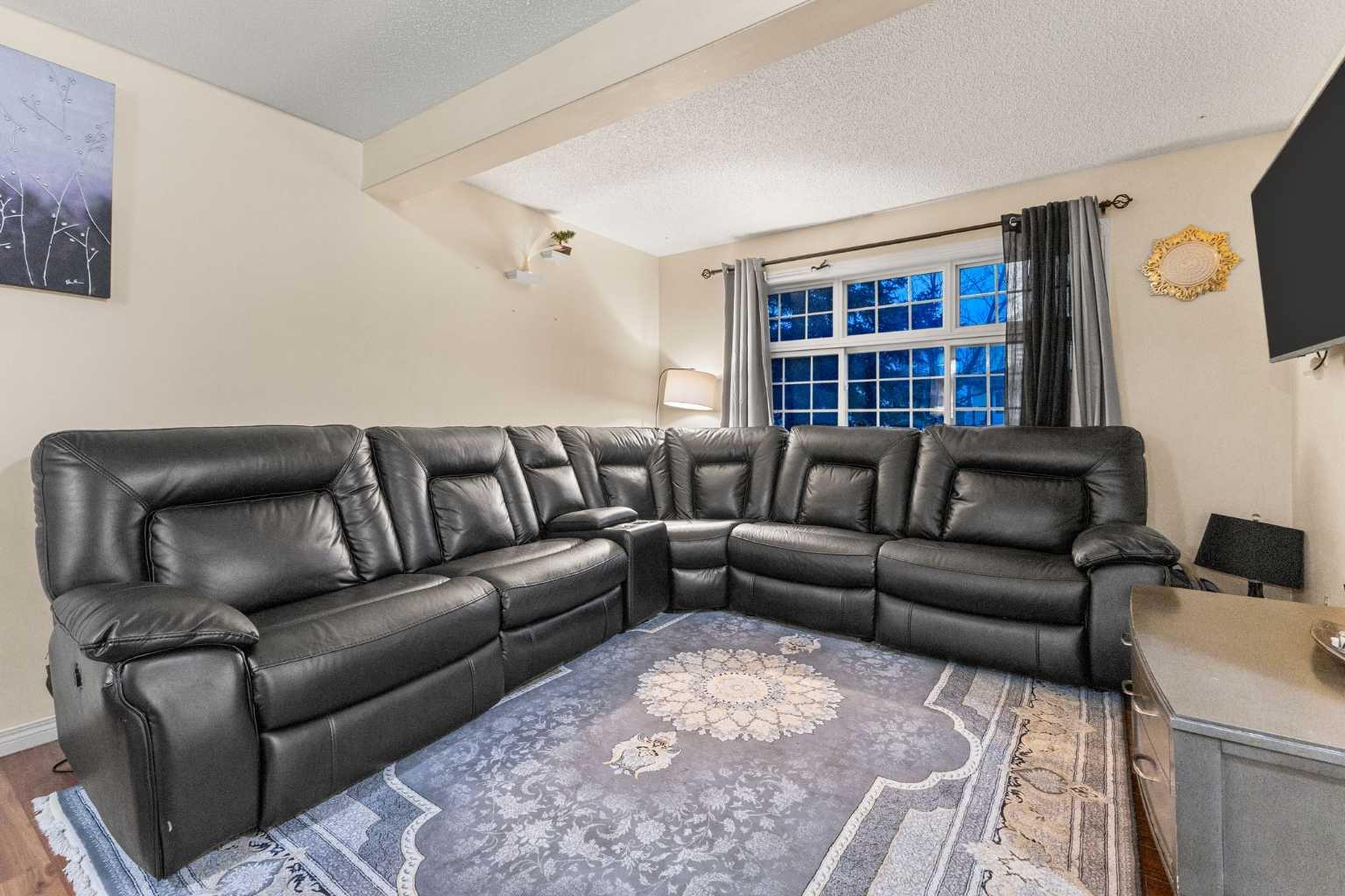 105 Taradale Drive NE