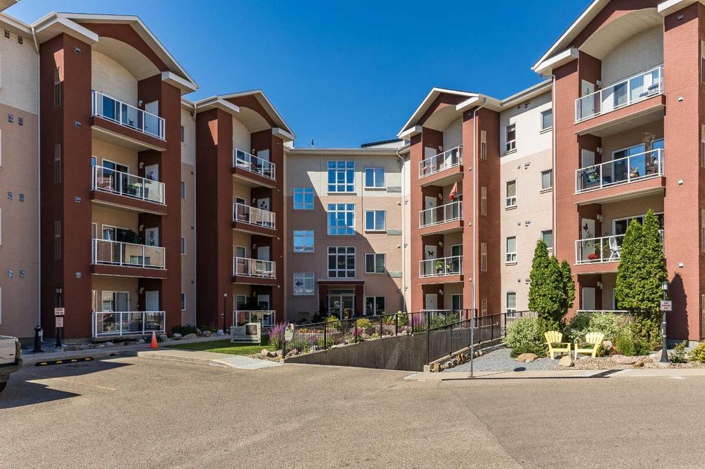 Photo of 2800 13 Avenue SE #309, Medicine Hat, AB T1A 3P9 (MLS # A2328156)