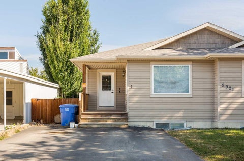 Photo of 2921 28 Avenue S #1, Lethbridge, AB T1K 6Y4 (MLS # A2334904)