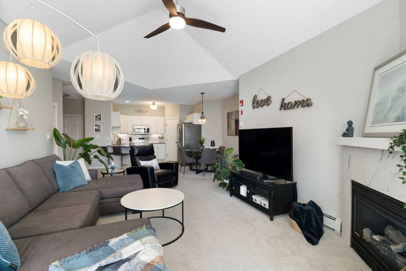 7451 Springbank Boulevard SW 1301