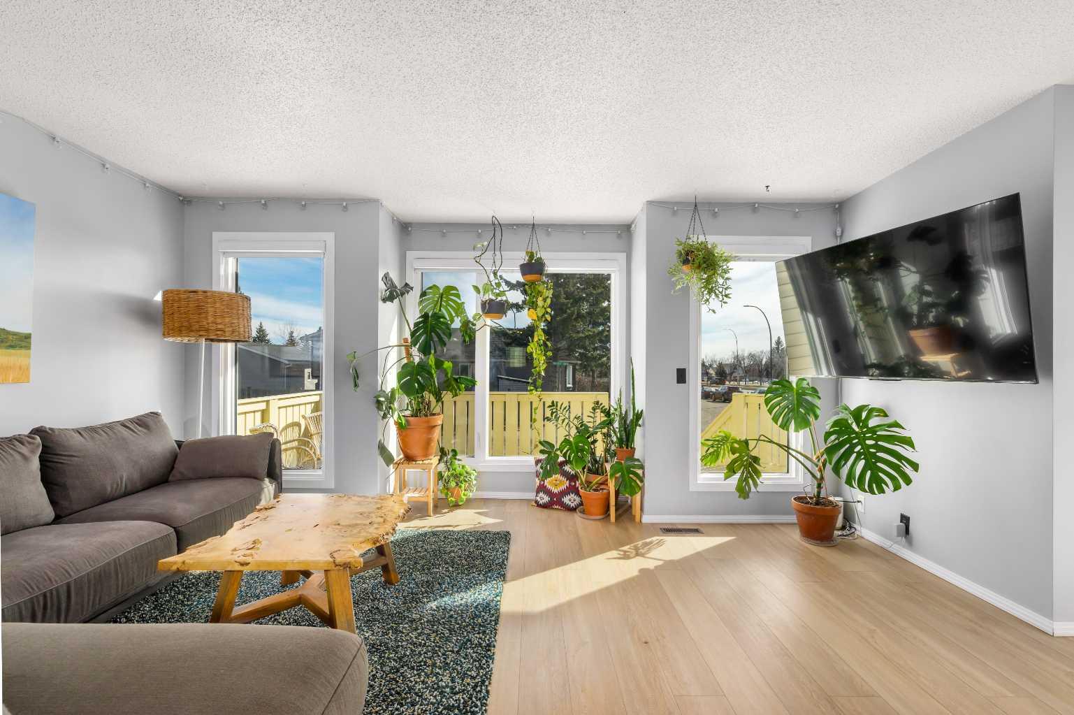 92 Millcrest Green SW