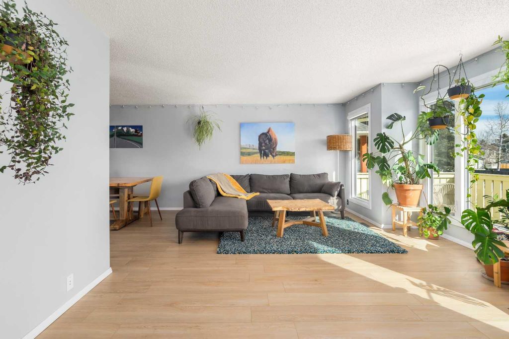 Photo of 92 Millcrest Green SW, Calgary, AB T2Y 2J8 (MLS # A2294599)