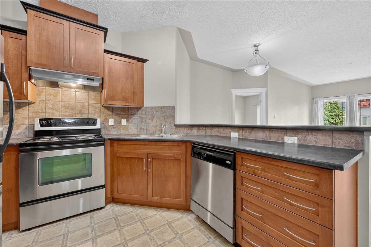 10 Discovery Ridge Close SW 537