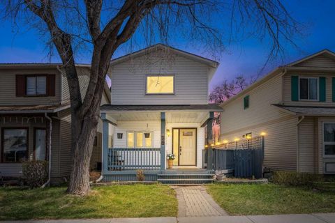 Photo of 96 Mckinley Road SE, Calgary, AB T2Z 1V8 (MLS # A2305773)