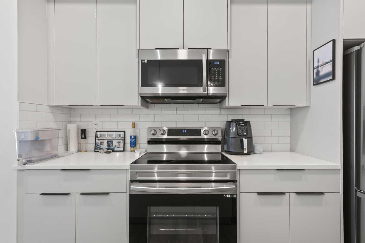 220 Seton Grove SE 1104