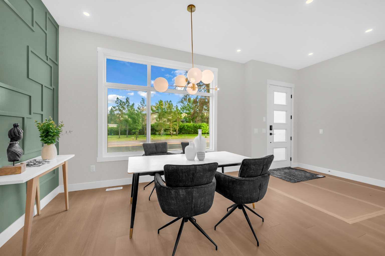 8112 & 8114 Bowness Road NW