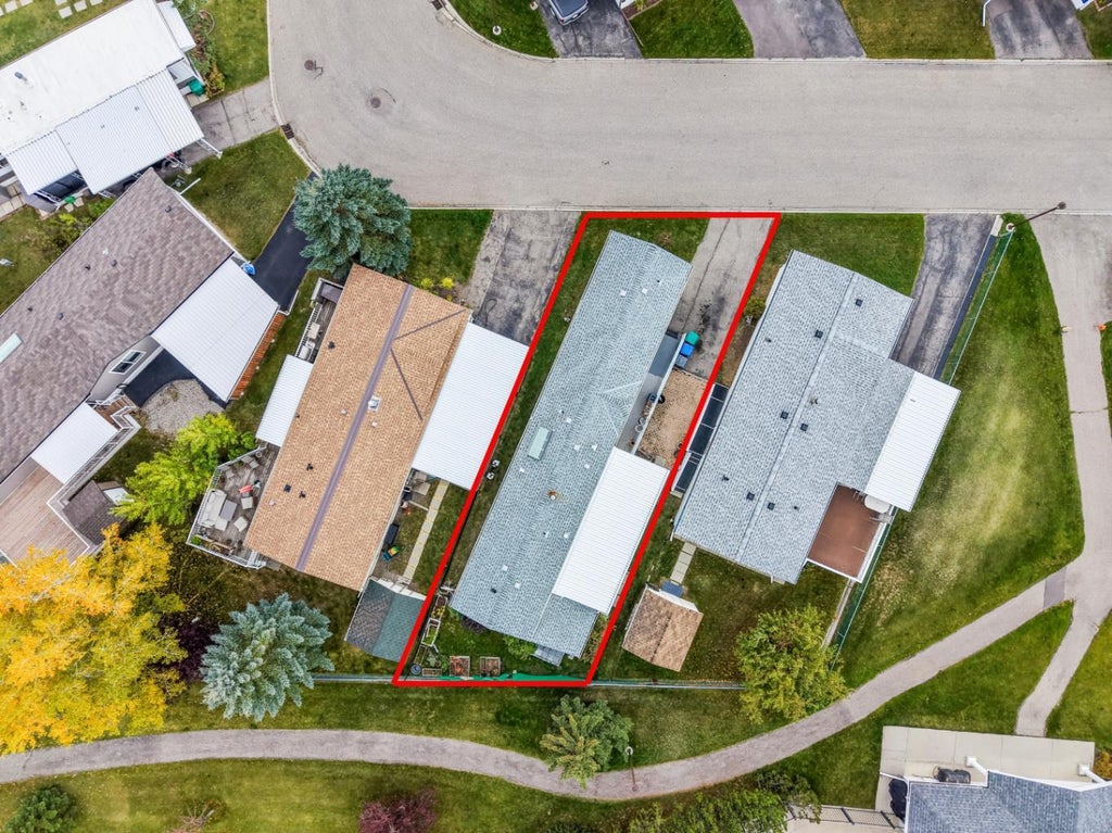 Photo of 99 Arbour Lake Road #142, Calgary, AB T3G 4E4 (MLS # A2348825)