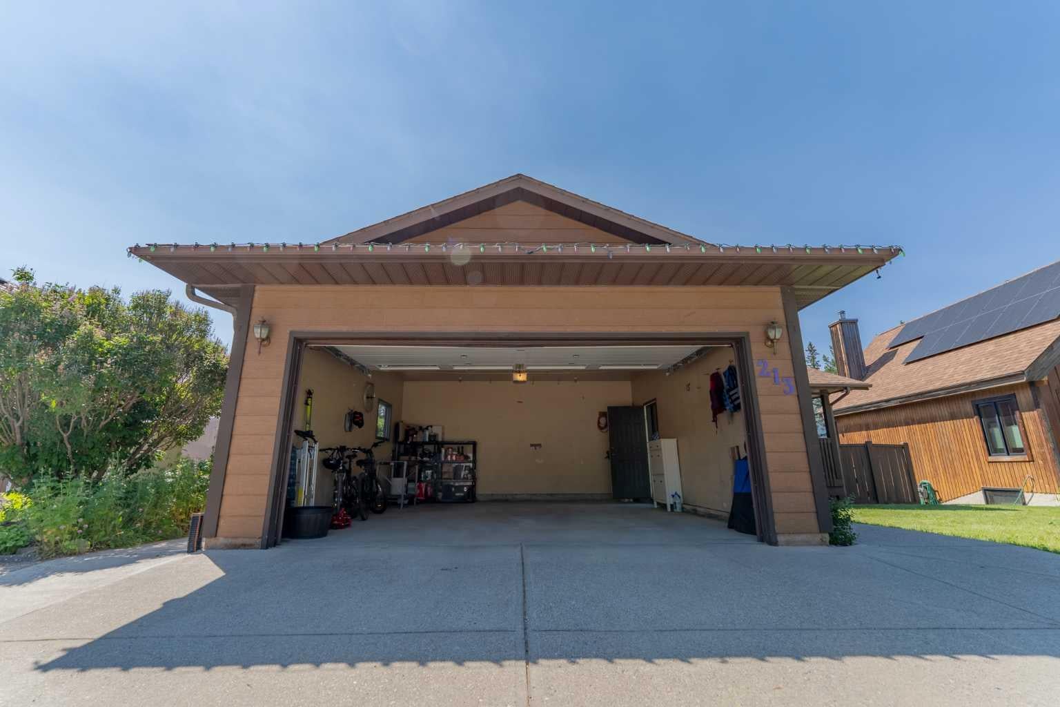 213 Lady MacDonald Drive