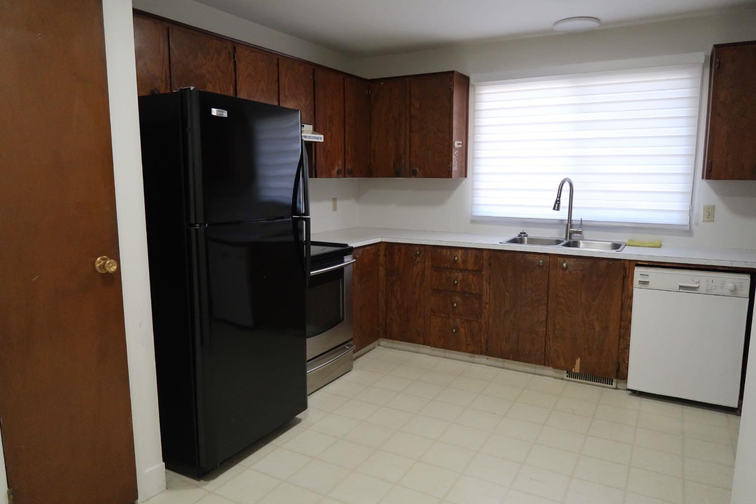 6807 Huntchester Road NE