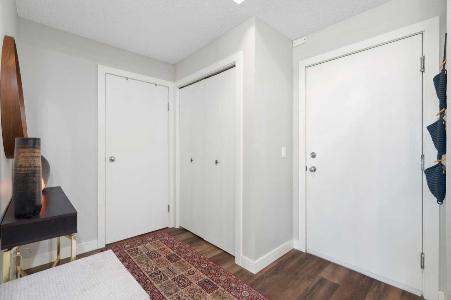 1000 15 Avenue SW 303