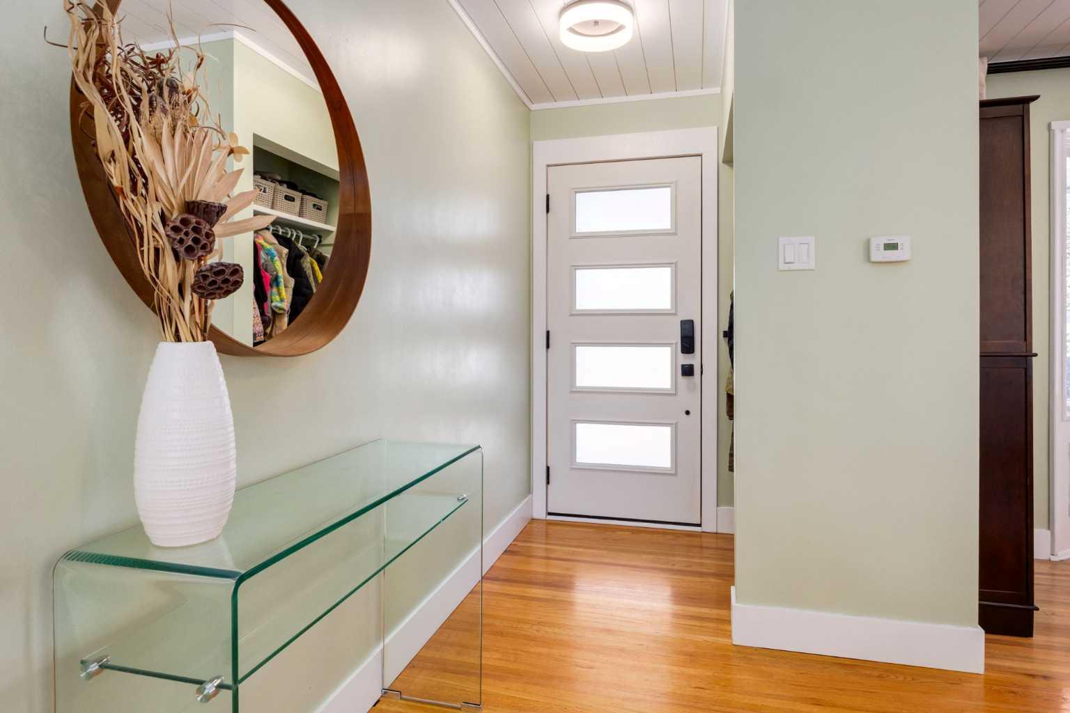 2539 Chicoutimi Drive NW