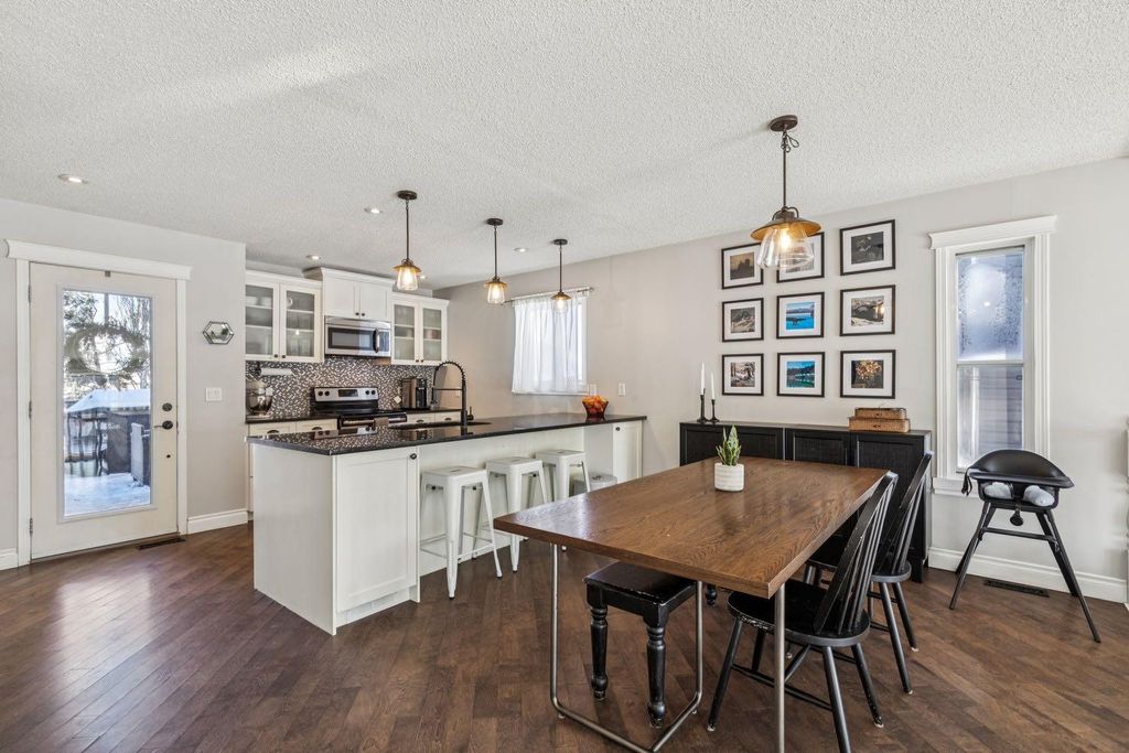 Photo of 79 Riverglen Way SE, Calgary, AB T2C 3H9 (MLS # A2287570)