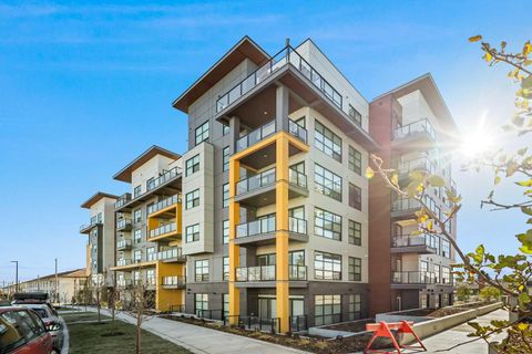 370 Dieppe Drive SW 313 Calgary AB T3E 0E6