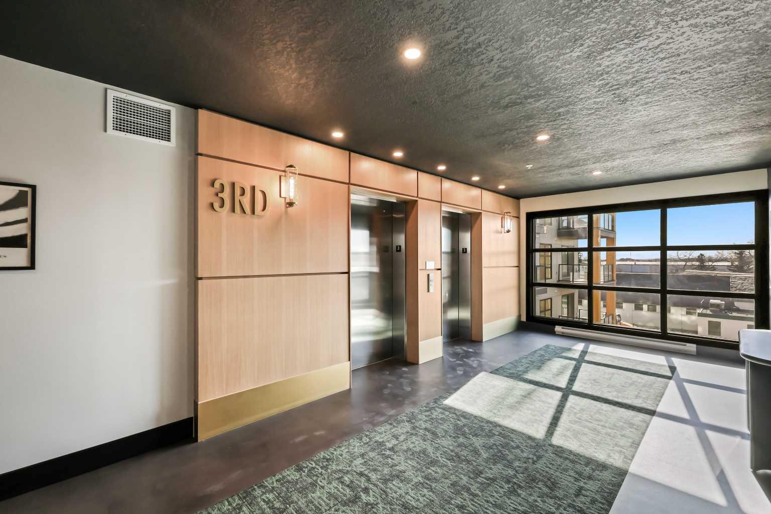 370 Dieppe Drive SW 313