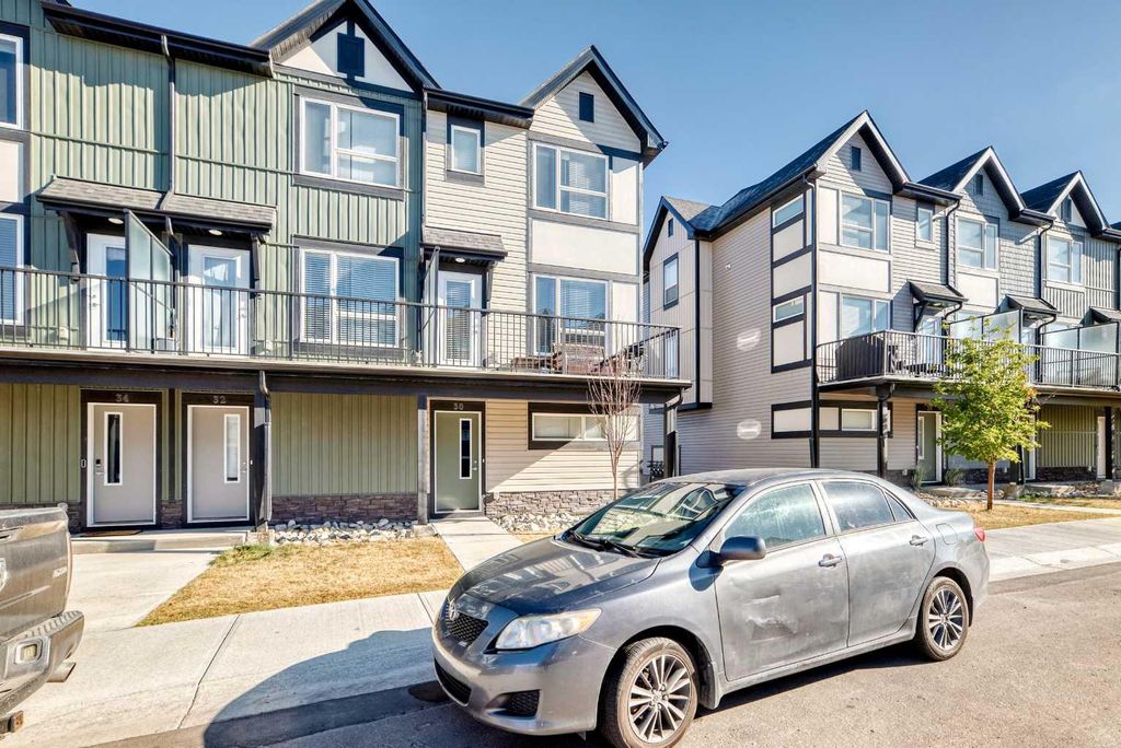 Photo of 30 Evanscrest Park NW, Calgary, AB T3P 1R3 (MLS # A2287284)