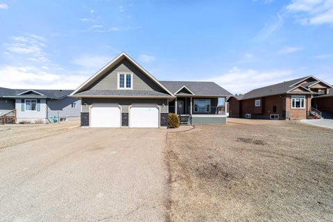 Photo of 5615 45 Avenue W, Forestburg, AB T0B 1N0 (MLS # A2300958)