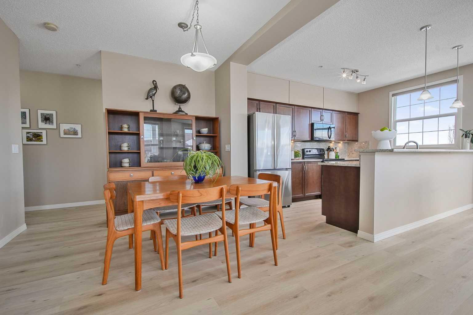 1 Crystal Green Lane 337