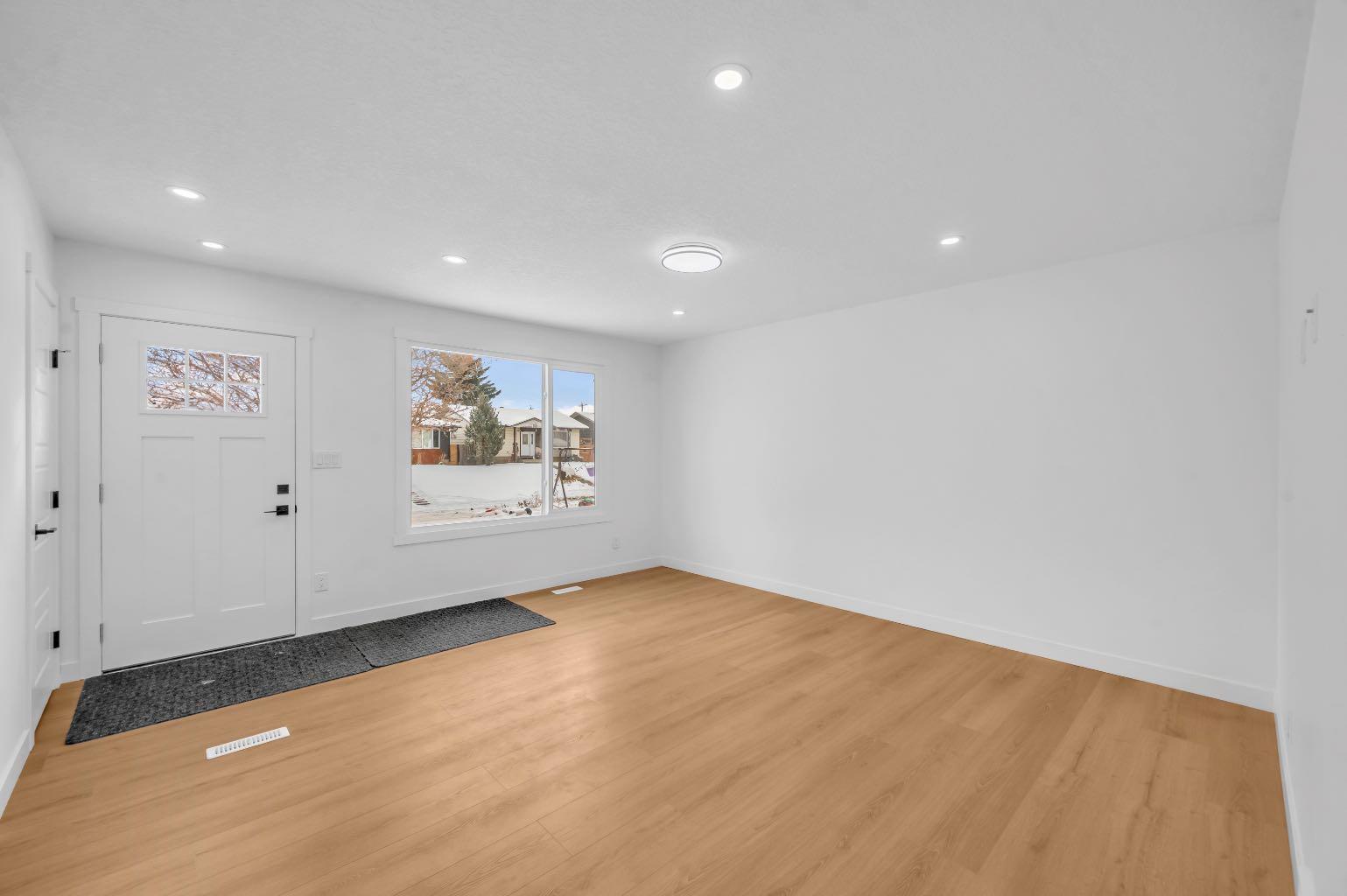 3229 Doverville Crescent SE