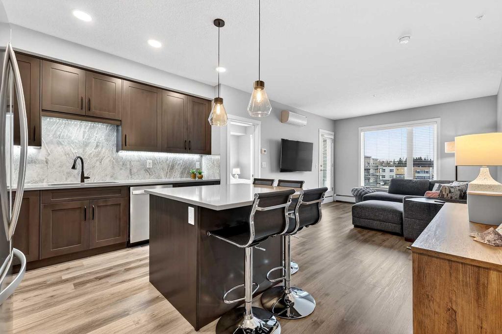 Photo of 150 Shawnee Square SW #401, Calgary, AB T2Y 0T6 (MLS # A2299414)