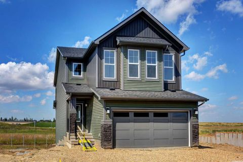 Photo of 98 Silver Spruce Road SW, Calgary, AB T2X 6A7 (MLS # A2244537)