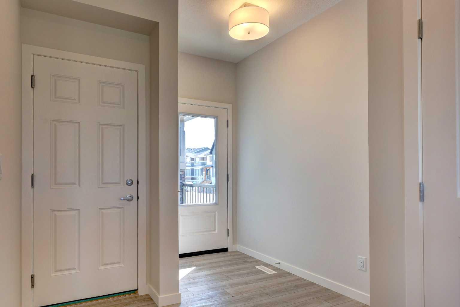 98 Silver Spruce Road SW