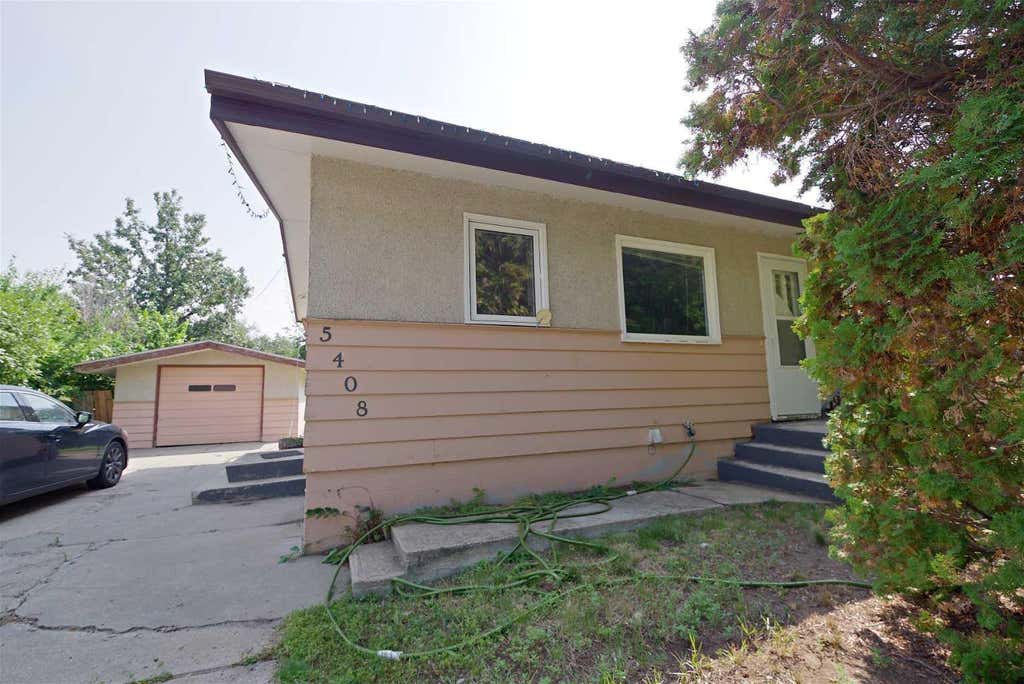 Photo of 5408 45 Avenue, Taber, AB T1G 1C3 (MLS # A2338451)