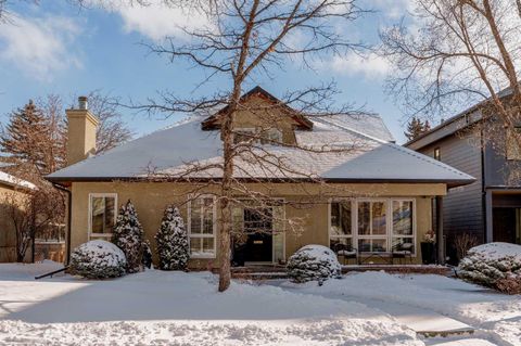 1428 9 Street NW Calgary AB T2M 3L2