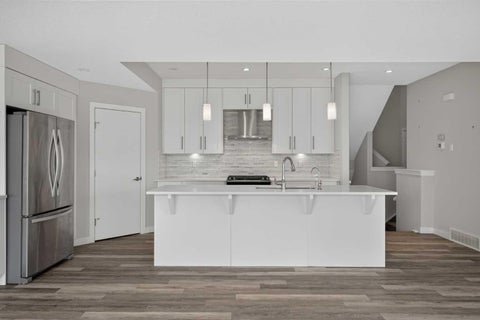 Photo of 2416 30 Street SW #4, Calgary, AB T2E 2M1 (MLS # A2346367)