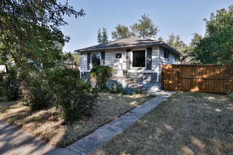 Photo of 145 19 Street N, Lethbridge, AB T1H 3J7 (MLS # A2321695)