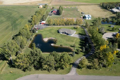 Photo of 84079 Range Road 210 A, Rural Lethbridge County, AB T1J 5P9 (MLS # A2343113)