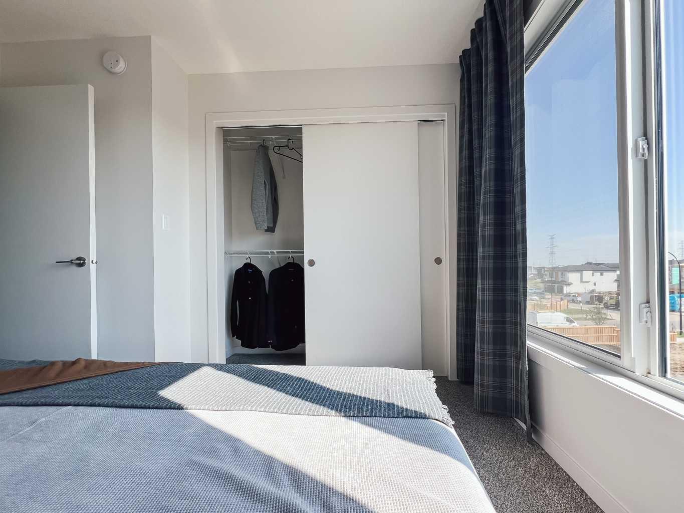 54 Arbour Lake Court NW